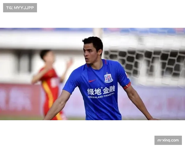 法国队为乌姆蒂蒂举行盛大退役仪式昔日世界杯冠军成员深情告别绿茵场 法国队为乌姆蒂蒂举行盛大退役仪式昔日世界杯冠军成员深情告别绿茵场