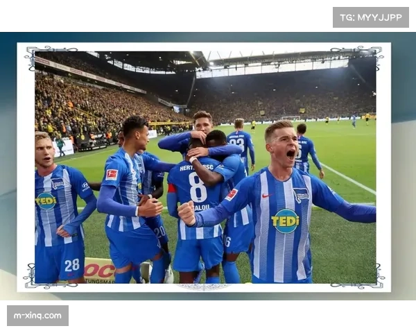 柏林赫塔3-0完胜凯泽斯劳滕，德国杯晋级展现主场威力