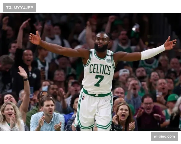 库珀半场命中5记三分，追平总决赛历史纪录