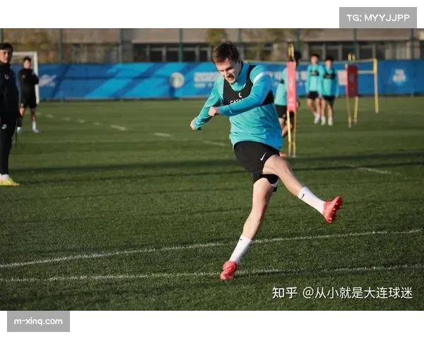 中场采访制度引争议，球队休息节奏面临新考验